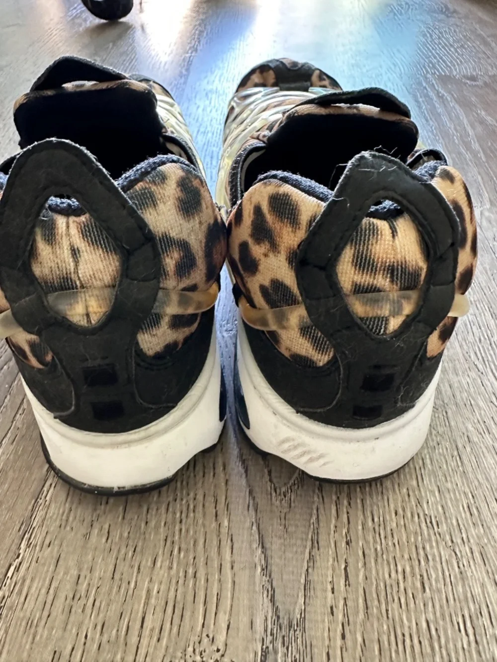 Nike Air Kukini SE Leopard slip-ons. NWOT.